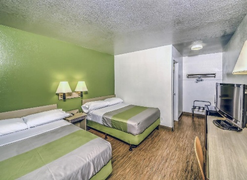 Motel 6-Colorado Springs, CO image 11