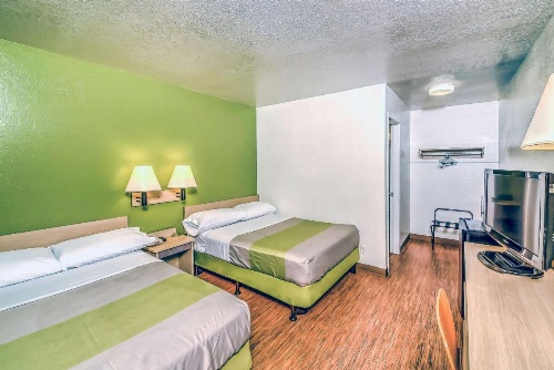 Motel 6-Colorado Springs, CO image 14