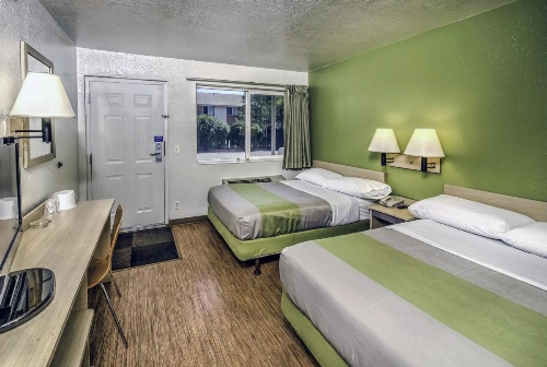 Motel 6-Colorado Springs, CO image 7